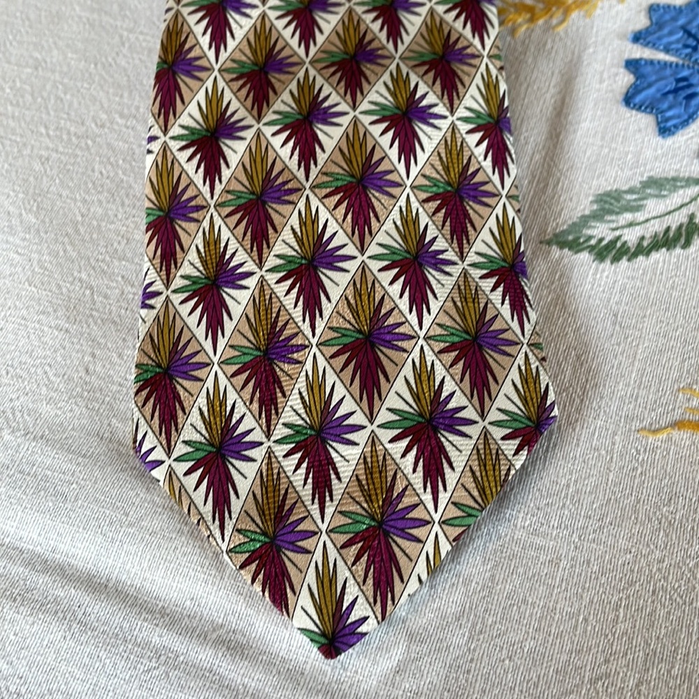 Scenario by Martin Wong, purple, gold, green geometric patterned silk tie - Picture 1 of 10